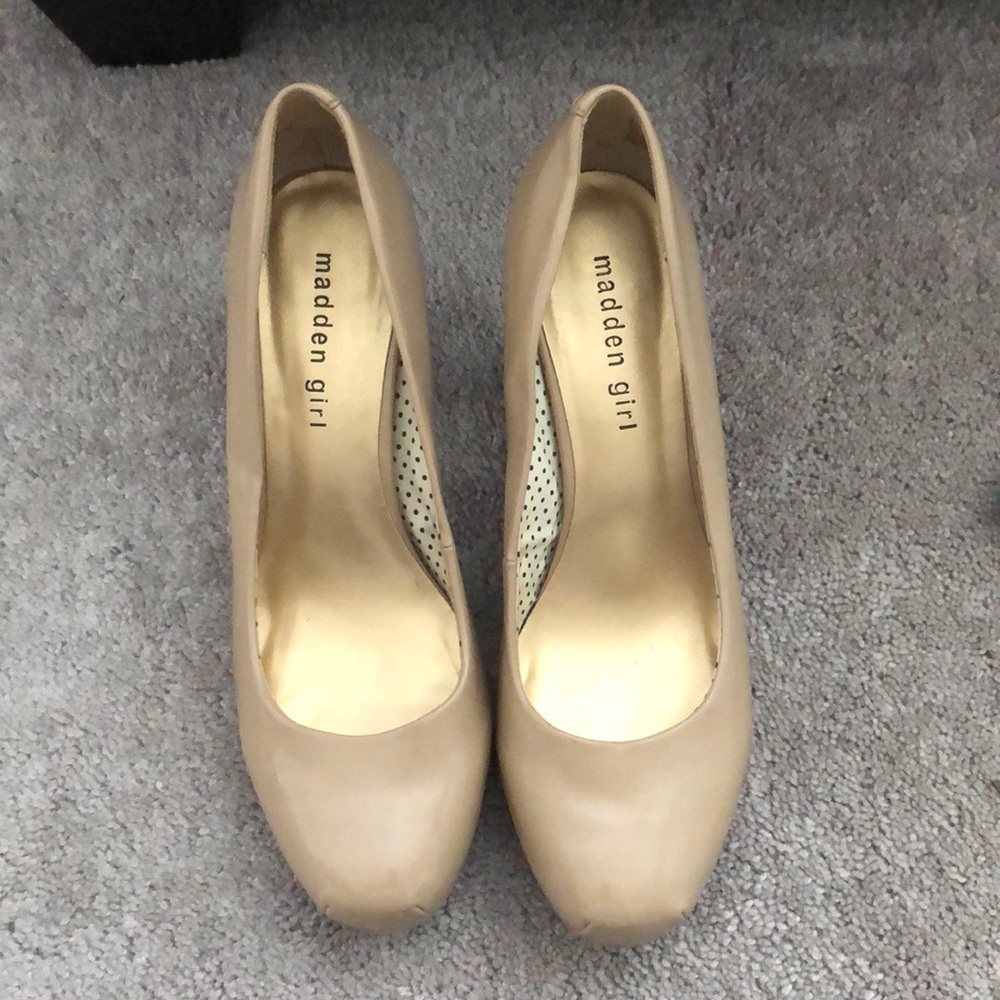 Nude heels